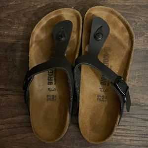 37 Birkenstock’s